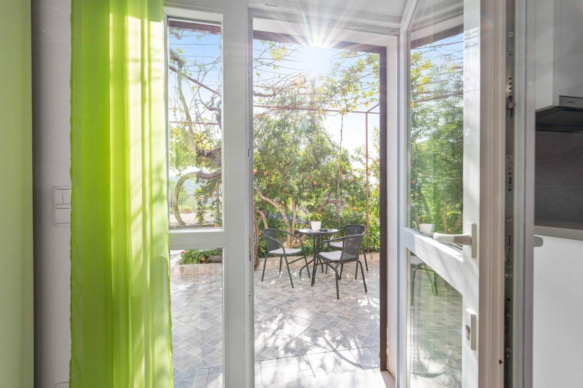Studio Apartment Sekula Шибеник Экстерьер фото